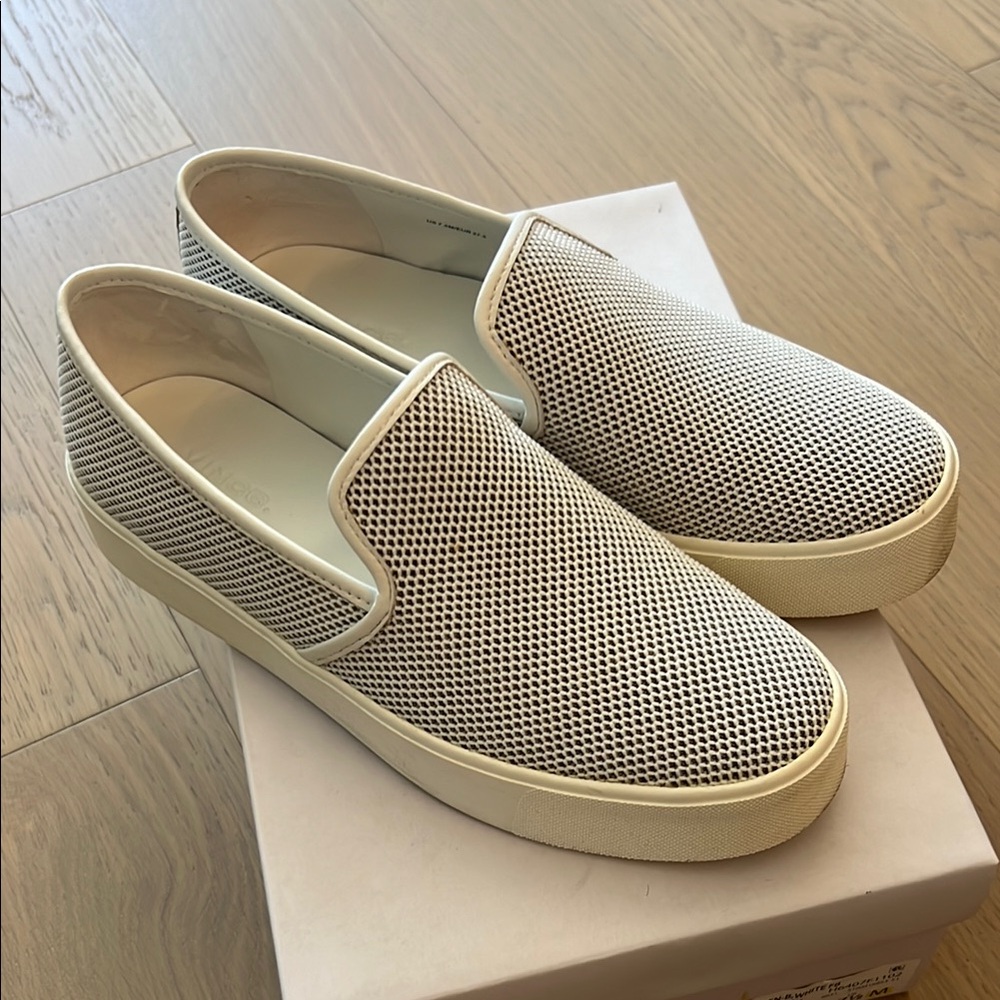 Women’s size 7.5 VINCE Brenden White Slip-On Sneakers